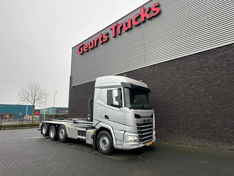 DAF XF 530 8X2 TRIPLE VDL S-30-6700 HAAKARMSYSTEEM/ABROLLKIPPER/HOOKLIFT/NIEUW/NEW - Camión multibasculante: foto 5 DAF XF 530 8X2 TRIPLE VDL S-30-6700 HAAKARMSYSTEEM/ABROLLKIPPER/HOOKLIFT/NIEUW/NEW - Camión multibasculante: foto 5