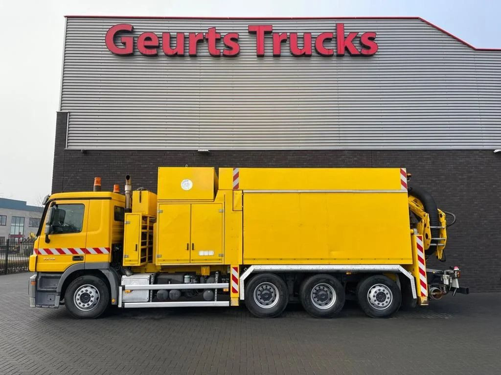 Mercedes-Benz Actros 3248 8X4 TRIDEM MTS DINO 12 SAUGBAGGER/SU - Limpieza de alcantarillado: foto 1 Mercedes-Benz Actros 3248 8X4 TRIDEM MTS DINO 12 SAUGBAGGER/SU - Limpieza de alcantarillado: foto 1