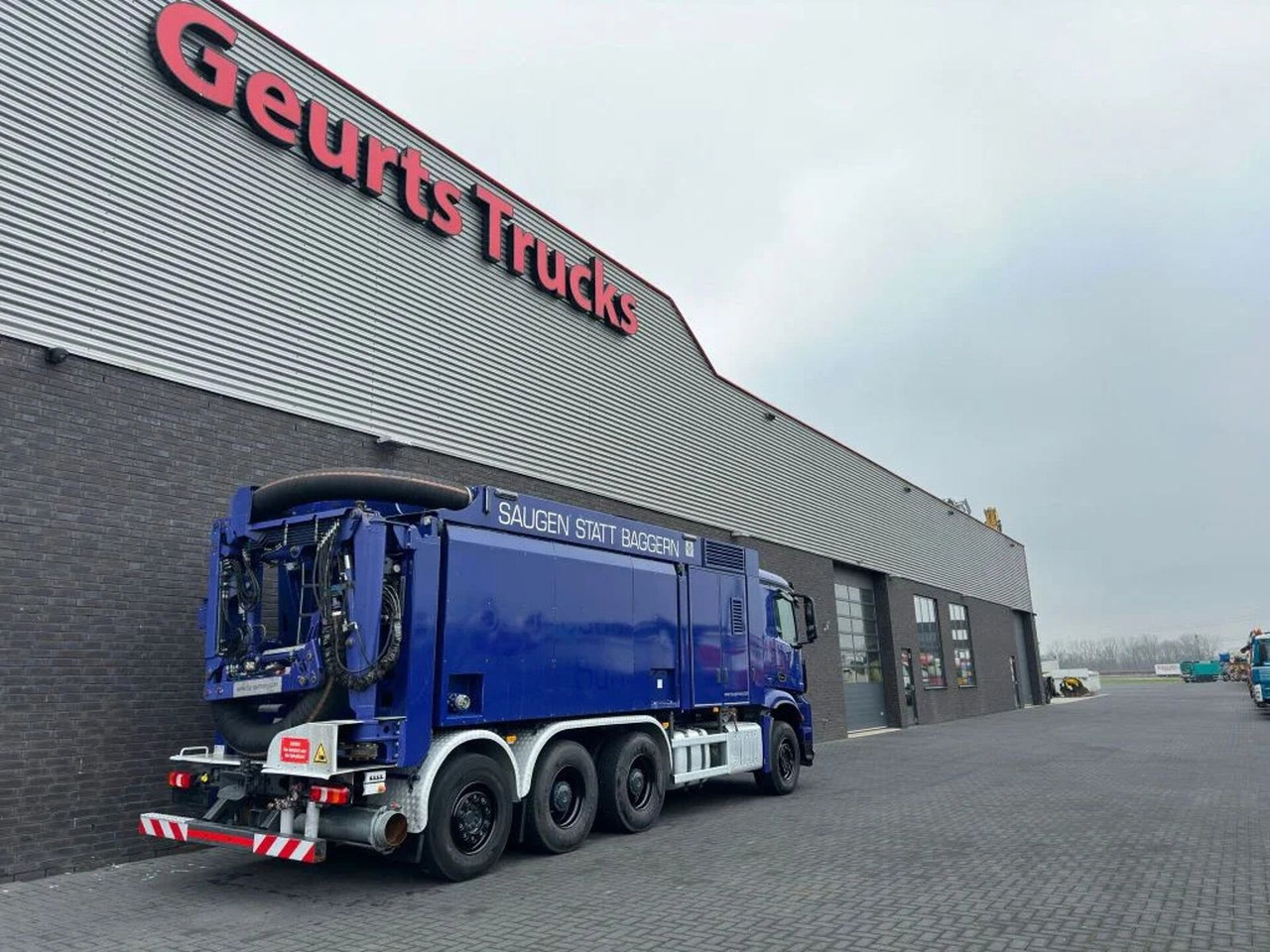 Mercedes-Benz Arocs 3251 8X4 RSP ESE 6 RD 8000 SAUGBAGGER/SUCT - Limpieza de alcantarillado: foto 5 Mercedes-Benz Arocs 3251 8X4 RSP ESE 6 RD 8000 SAUGBAGGER/SUCT - Limpieza de alcantarillado: foto 5