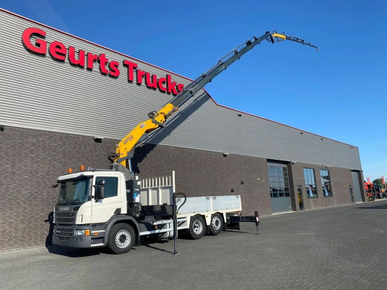 Scania P250 6X2 + COPMA 510.7 + JIB J4 KRAAN/KRAN/CRANE - Camión grúa: foto 2 Scania P250 6X2 + COPMA 510.7 + JIB J4 KRAAN/KRAN/CRANE - Camión grúa: foto 2