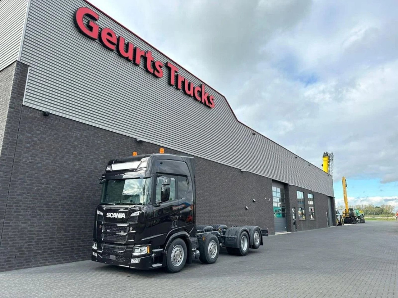 Scania R540 NGS 8X2 CHASSIS NIEUW/NEUE/NEW FULL OPTIONS - Camión chasis: foto 2 Scania R540 NGS 8X2 CHASSIS NIEUW/NEUE/NEW FULL OPTIONS - Camión chasis: foto 2