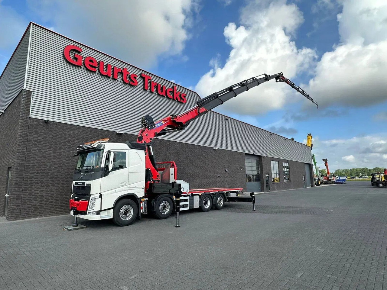 Volvo FH 540 8X2 MET HMF 9520K-K6 + JIB FJ2000-K6 KRAA - Camión grúa: foto 2 Volvo FH 540 8X2 MET HMF 9520K-K6 + JIB FJ2000-K6 KRAA - Camión grúa: foto 2