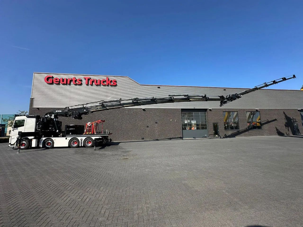 Volvo FH 540 8X4F R TREKKER / BAKWAGEN MET EFFER 1405/ - Camión grúa: foto 5 Volvo FH 540 8X4F R TREKKER / BAKWAGEN MET EFFER 1405/ - Camión grúa: foto 5