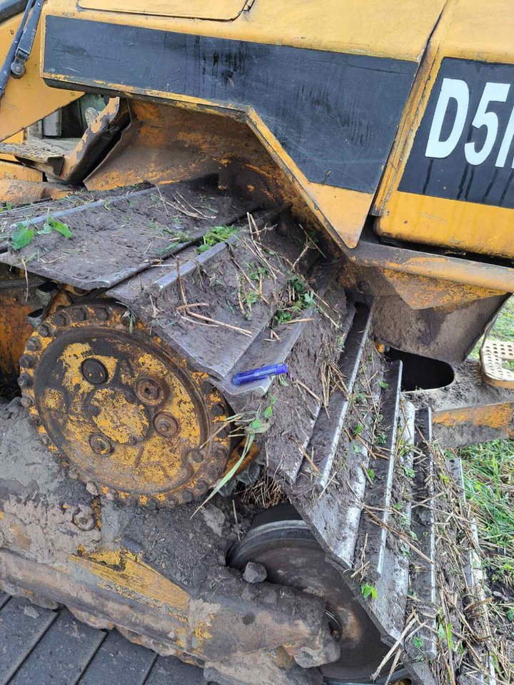 CATERPILLAR D5 M - Bulldozer: foto 4 CATERPILLAR D5 M - Bulldozer: foto 4