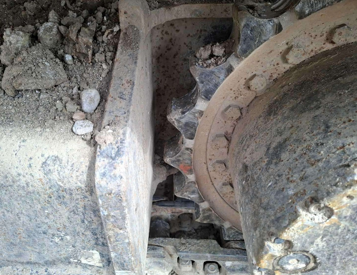HYUNDAI 210 LC - 7 - Excavadora de cadenas: foto 4 HYUNDAI 210 LC - 7 - Excavadora de cadenas: foto 4