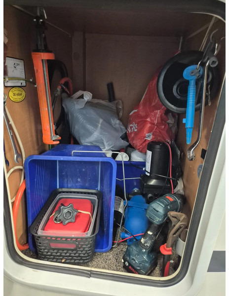 Autocaravana perfilada Camper ROLLER TEAM AUTOROLLER 595 P..... trekhaak,eerste eigenaar.: foto 13