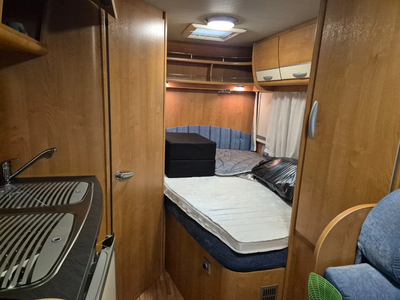 Autocaravana perfilada Camper ROLLER TEAM AUTOROLLER 595 P..... trekhaak,eerste eigenaar.: foto 16