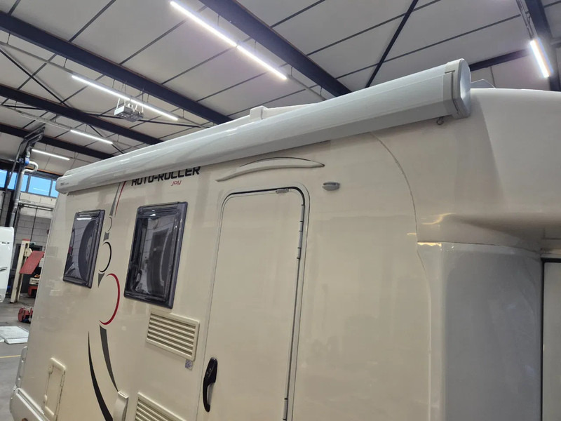 Autocaravana perfilada Camper ROLLER TEAM AUTOROLLER 595 P..... trekhaak,eerste eigenaar.: foto 6