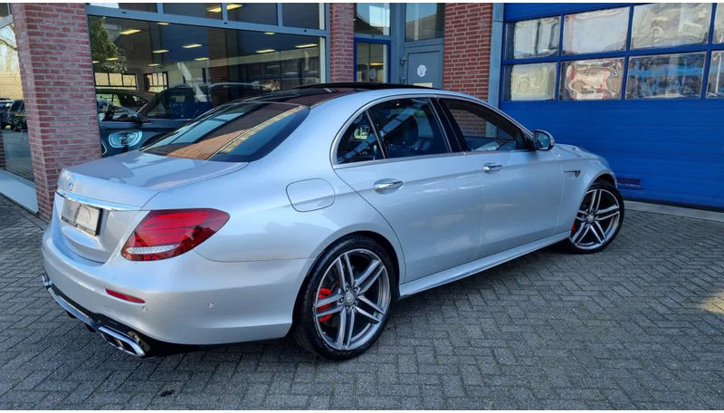 Mercedes-Benz E-Klasse 63 S, 4 Matic AMG..... Premium plus. - Sedan: foto 3 Mercedes-Benz E-Klasse 63 S, 4 Matic AMG..... Premium plus. - Sedan: foto 3
