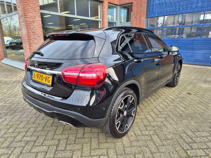 Mercedes-Benz GLA 180 AMG AUTOMAAT. Night Edition Plus 175pk - Coche: foto 3 Mercedes-Benz GLA 180 AMG AUTOMAAT. Night Edition Plus 175pk - Coche: foto 3