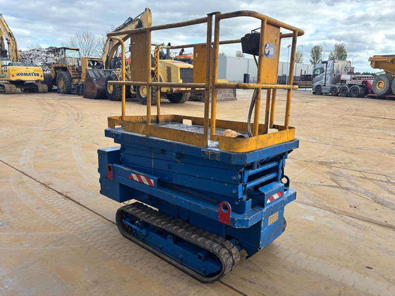 Aichi RV042 - Plataforma de tijeras: foto 5 Aichi RV042 - Plataforma de tijeras: foto 5