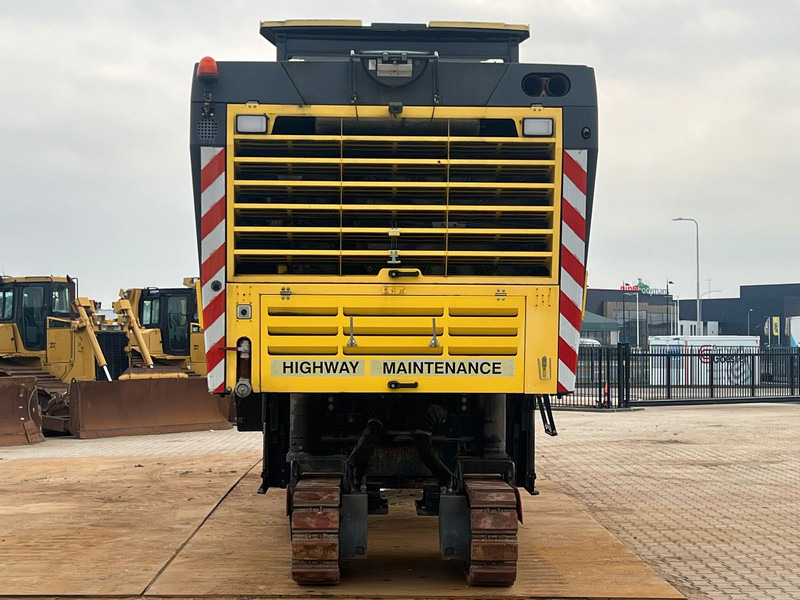 Bomag BM2000/75 Cold Planer - Construcción de carreteras: foto 5 Bomag BM2000/75 Cold Planer - Construcción de carreteras: foto 5