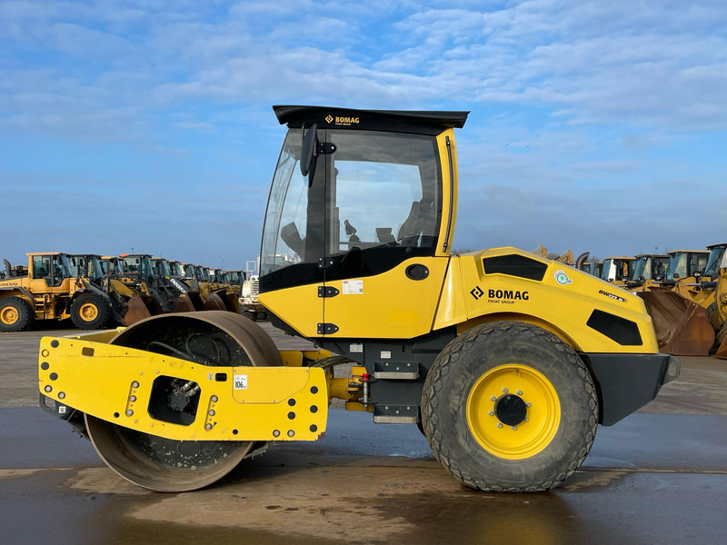 Bomag BW177D-5 | Airconditioning EPA /EU Stage V - Rodillo: foto 1 Bomag BW177D-5 | Airconditioning EPA /EU Stage V - Rodillo: foto 1
