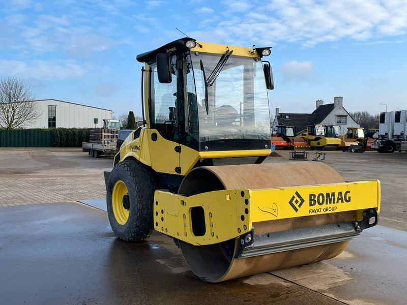 Bomag BW177D-5 | Airconditioning EPA /EU Stage V - Rodillo: foto 3 Bomag BW177D-5 | Airconditioning EPA /EU Stage V - Rodillo: foto 3