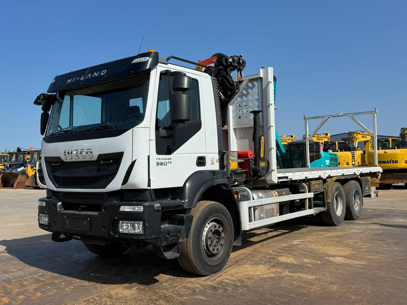 Iveco TRAKKER AD260T36 - Camión, Camión grúa: foto 1 Iveco TRAKKER AD260T36 - Camión, Camión grúa: foto 1