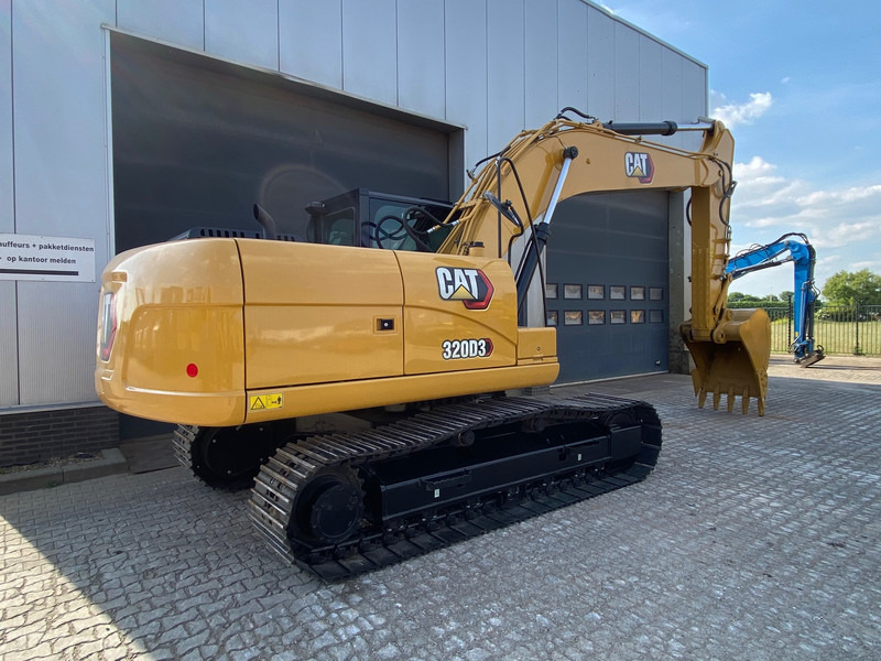 Caterpillar 320D3 - New export model Long Reach - Excavadora de cadenas: foto 4 Caterpillar 320D3 - New export model Long Reach - Excavadora de cadenas: foto 4