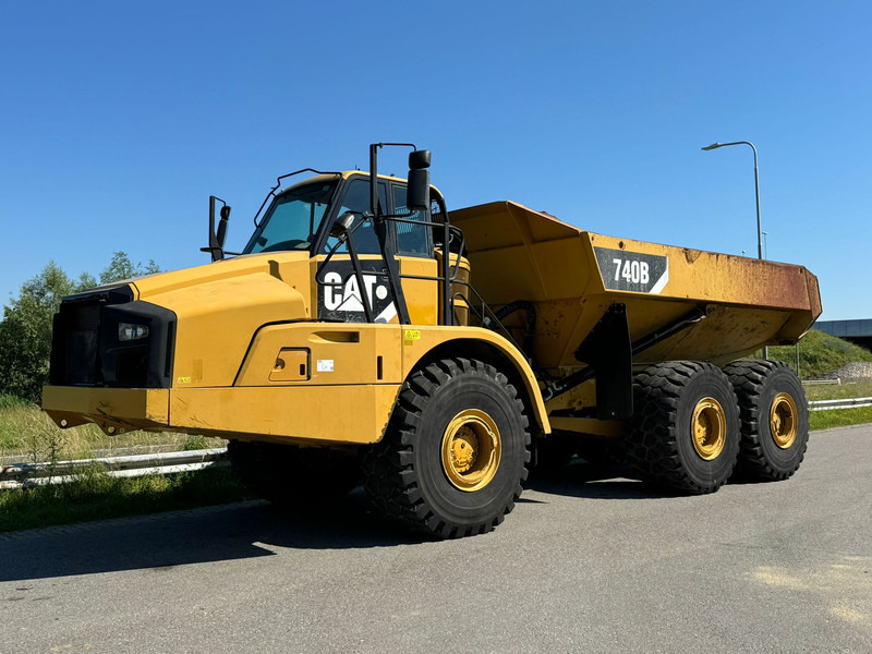 Caterpillar 740B - Dúmper articulado: foto 2 Caterpillar 740B - Dúmper articulado: foto 2