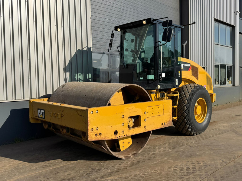 Caterpillar CS66B - Rodillo: foto 2 Caterpillar CS66B - Rodillo: foto 2