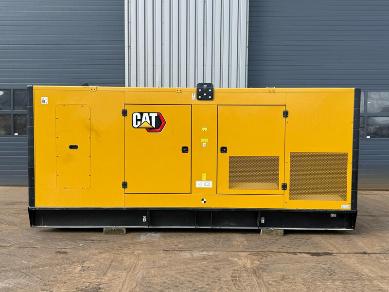 Caterpillar Caterpillar DE400E0 - C13 - 400 kVA Generator - Generador industriale: foto 1 Caterpillar Caterpillar DE400E0 - C13 - 400 kVA Generator - Generador industriale: foto 1