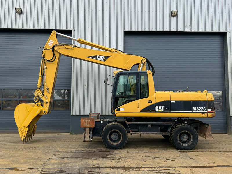 Caterpillar M322C - Hydraulic stabilizers / VA Triple boom / CE-certified, - Excavadora de ruedas: foto 5 Caterpillar M322C - Hydraulic stabilizers / VA Triple boom / CE-certified, - Excavadora de ruedas: foto 5