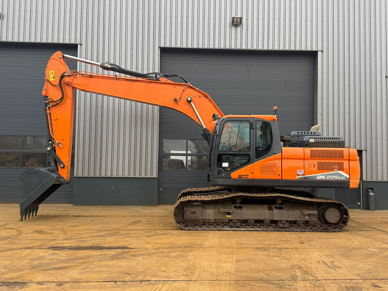 Doosan DX225LC-7 - Excavadora de cadenas: foto 1 Doosan DX225LC-7 - Excavadora de cadenas: foto 1