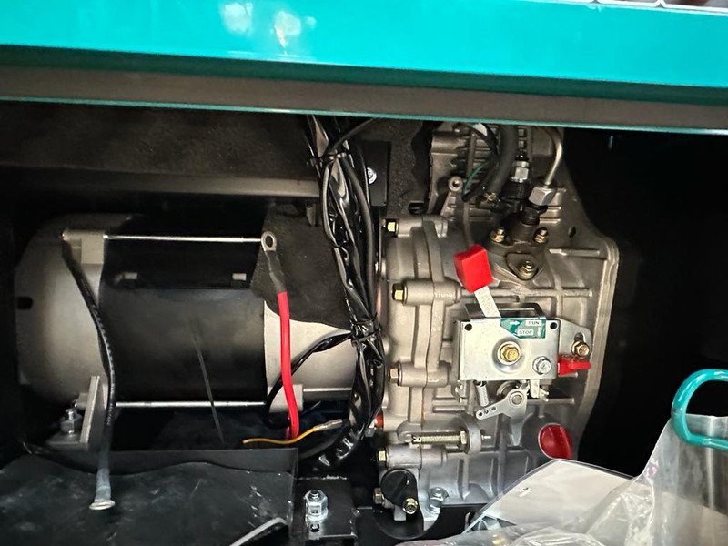 Giga power Giga power 10 kVA silent generator set - PLD12000SE - Generador industriale: foto 5 Giga power Giga power 10 kVA silent generator set - PLD12000SE - Generador industriale: foto 5
