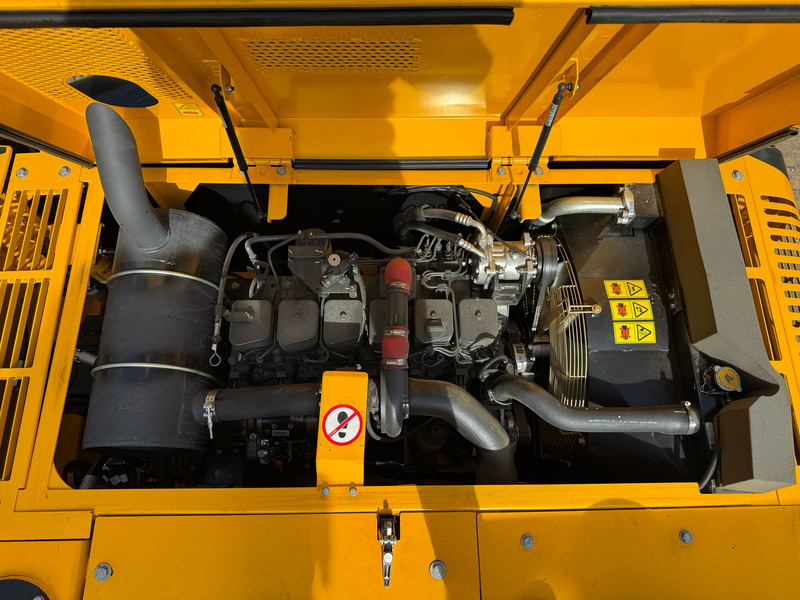 Leasing para JCB 245LR Long Reach Excavator JCB 245LR Long Reach Excavator: foto 12