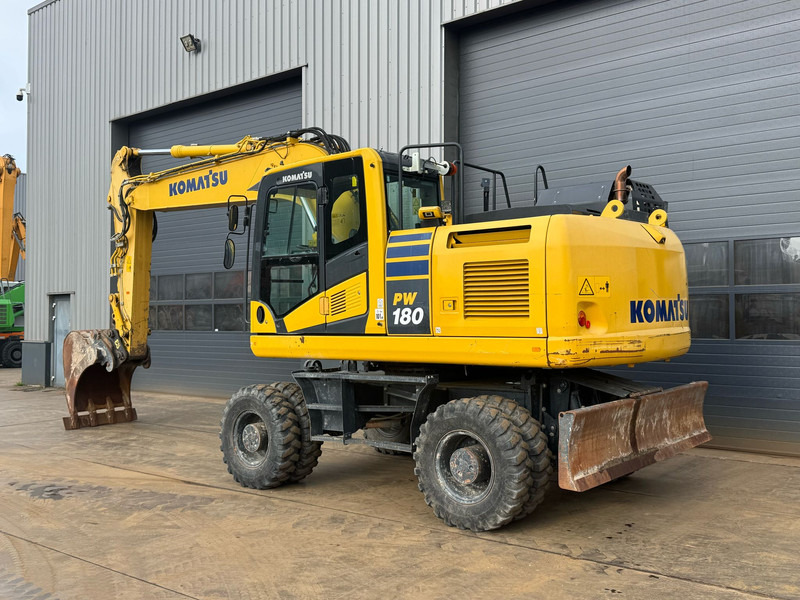 Komatsu PW180-11 - Excavadora de ruedas: foto 2 Komatsu PW180-11 - Excavadora de ruedas: foto 2