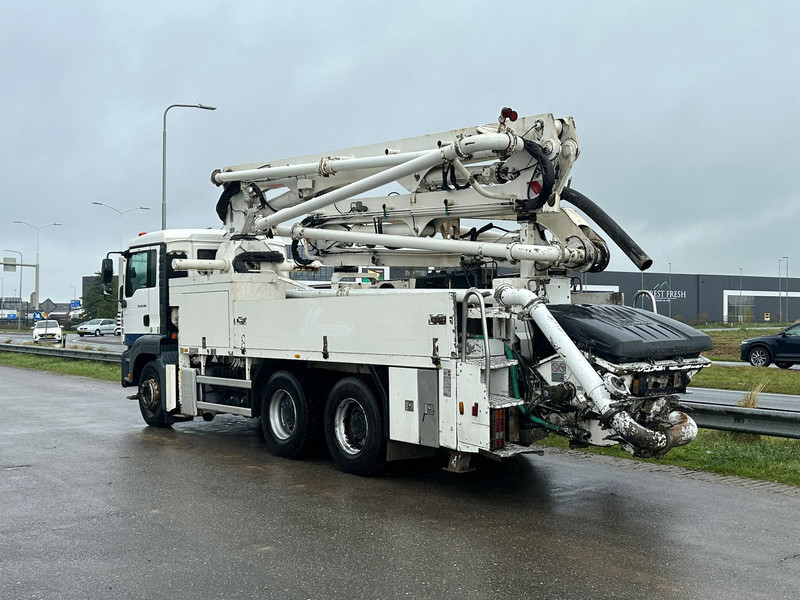 MAN TGA 26.360 6x4 with Putzmeister BSF24-4.16 24m Concrete Pump - Camión bomba de hormigón: foto 3 MAN TGA 26.360 6x4 with Putzmeister BSF24-4.16 24m Concrete Pump - Camión bomba de hormigón: foto 3