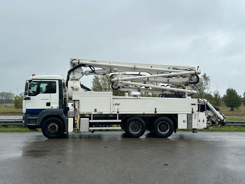 MAN TGA 26.360 6x4 with Putzmeister BSF24-4.16 24m Concrete Pump - Camión bomba de hormigón: foto 2 MAN TGA 26.360 6x4 with Putzmeister BSF24-4.16 24m Concrete Pump - Camión bomba de hormigón: foto 2