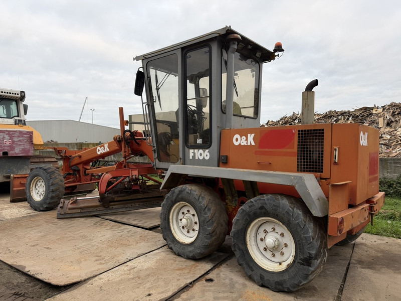 O & K F106A Motor Grader 6x6 - Grader: foto 1 O & K F106A Motor Grader 6x6 - Grader: foto 1