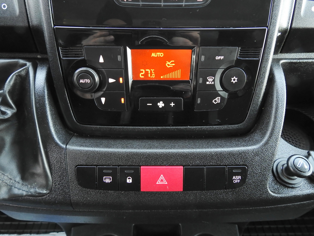 Furgoneta con lona CITROEN JUMPER TARPAULIN 10 PALLETS CRUISE CONTROL AIR CONDITIONING LED LIGHTS PNEUMATICS 165HP: foto 36 Furgoneta con lona CITROEN JUMPER TARPAULIN 10 PALLETS CRUISE CONTROL AIR CONDITIONING LED LIGHTS PNEUMATICS 165HP: foto 36