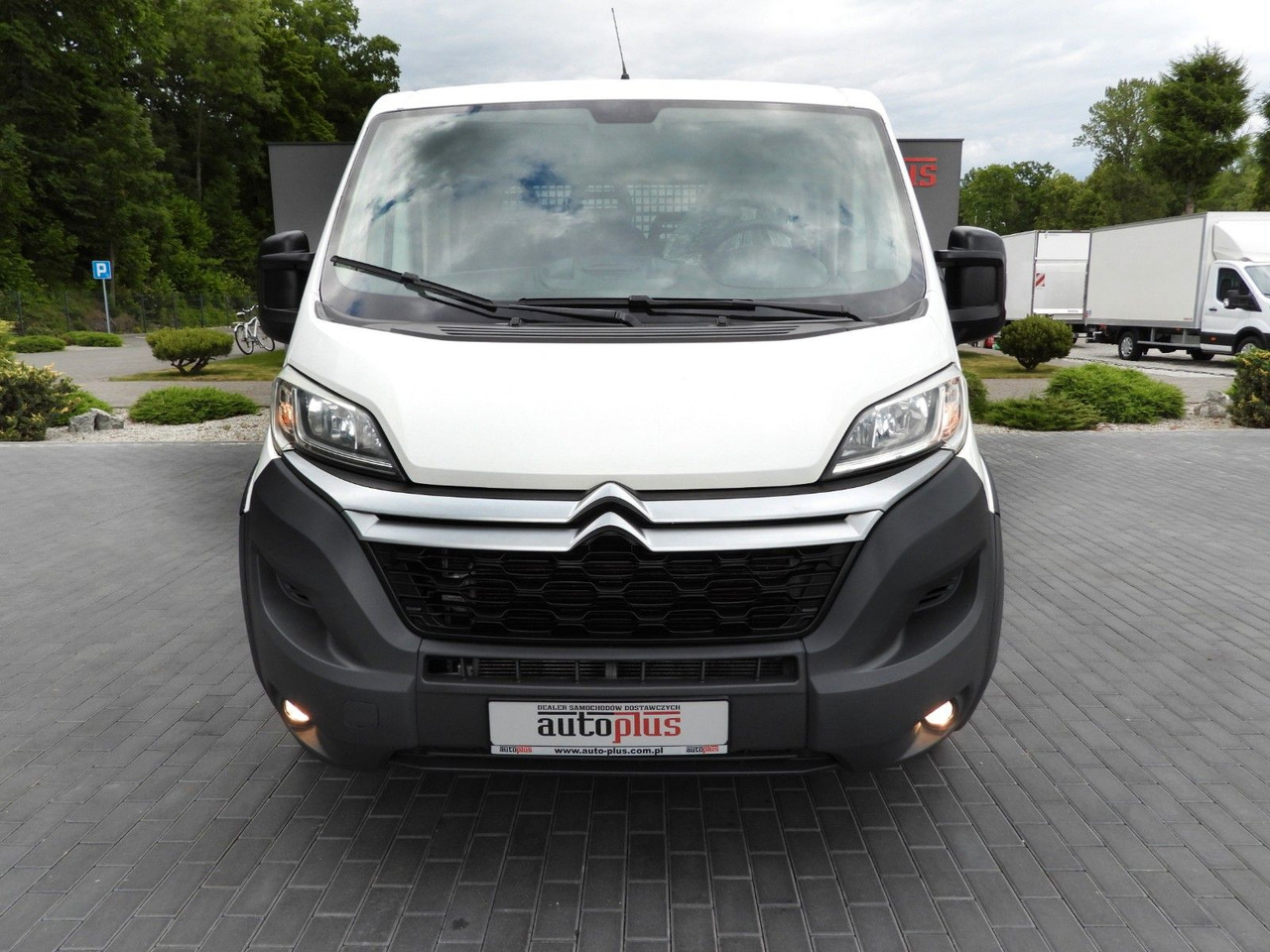 Citroën JUMPER PRITSCHE DOPPELKABINE DOKA 7 SITZE - Furgoneta caja abierta, Furgoneta combi: foto 5 Citroën JUMPER PRITSCHE DOPPELKABINE DOKA 7 SITZE - Furgoneta caja abierta, Furgoneta combi: foto 5