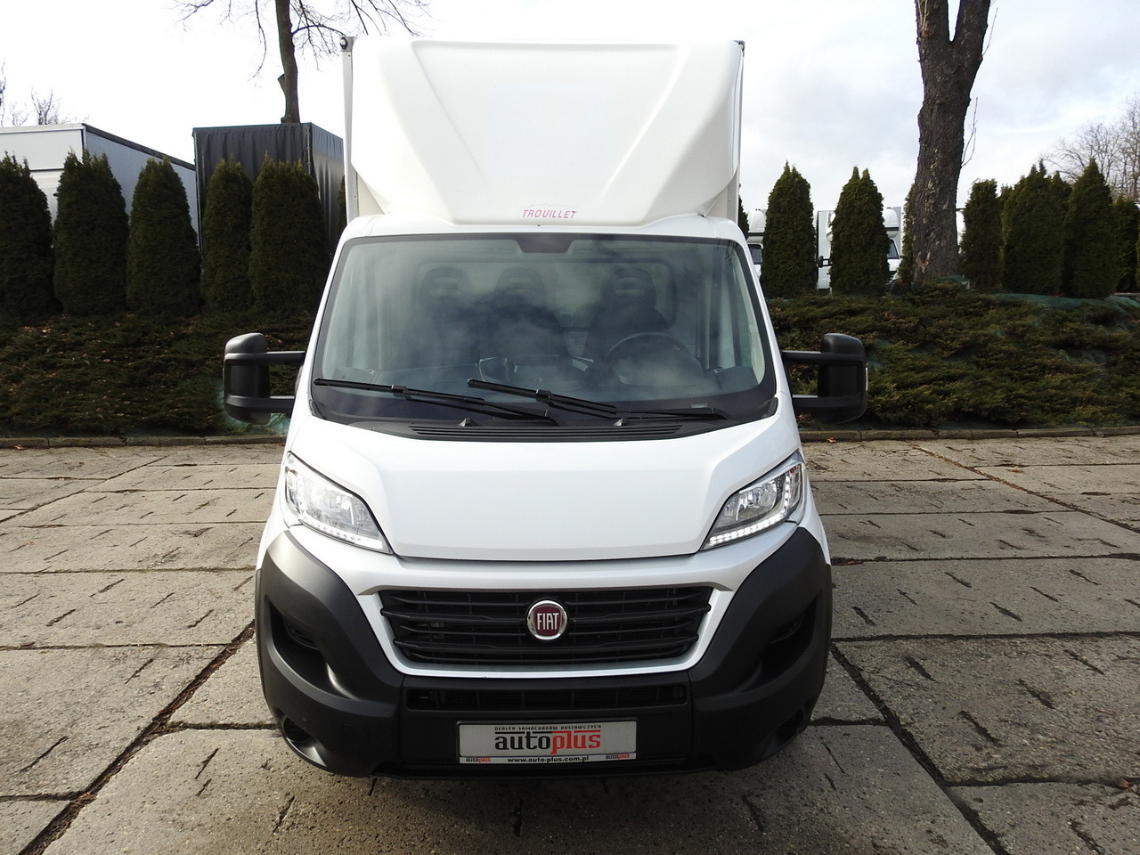 FIAT DUCATO BOX LIFT 8 PALLETS CRUISE CONTROL NAVIGATION AIR CONDITIONING LED LIGHTS  130HP - Furgoneta frigorifica: foto 5 FIAT DUCATO BOX LIFT 8 PALLETS CRUISE CONTROL NAVIGATION AIR CONDITIONING LED LIGHTS  130HP - Furgoneta frigorifica: foto 5