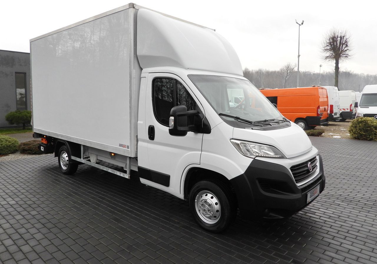 FIAT DUCATO BOX LIFT 8 PALLETS CRUISE CONTROL NAVIGATION LED LIGHTS AIR CONDITIONING 130HP - Furgoneta caja cerrada: foto 4 FIAT DUCATO BOX LIFT 8 PALLETS CRUISE CONTROL NAVIGATION LED LIGHTS AIR CONDITIONING 130HP - Furgoneta caja cerrada: foto 4
