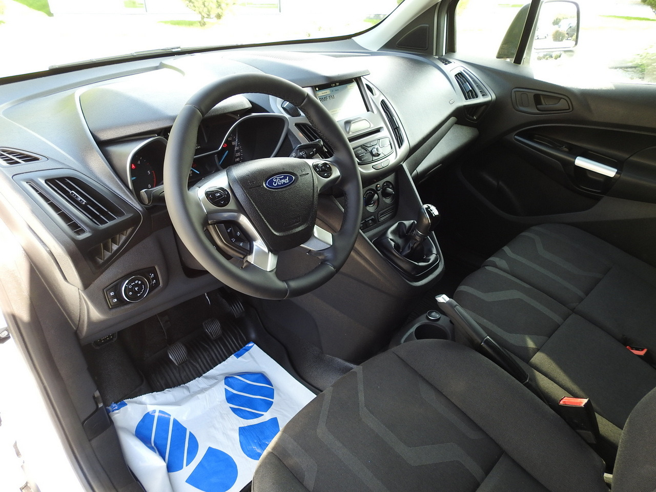 FORD TRANSIT CONNECT VAN CRUISE CONTROL NAVIGATION AIR CONDITIONING 100HP - Furgón: foto 2 FORD TRANSIT CONNECT VAN CRUISE CONTROL NAVIGATION AIR CONDITIONING 100HP - Furgón: foto 2