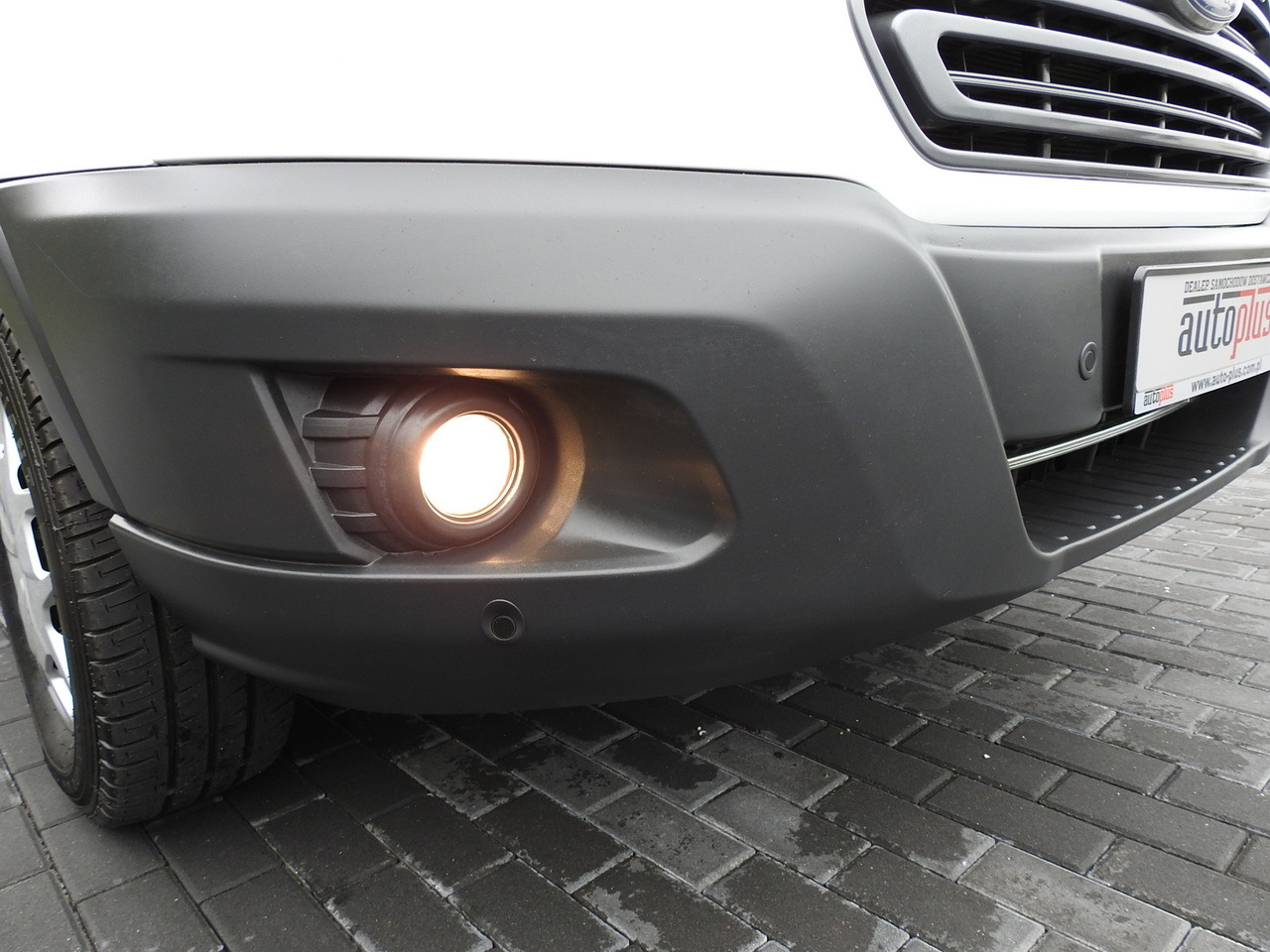 Furgoneta frigorifica FORD TRANSIT REFRIGERATOR VAN 0*C HEATING FUNCTION POWER SUPPLY 230V CRUISE CONTROL NAVIGATION AIR CONDITIONING LED LIGHTS  130HP: foto 21