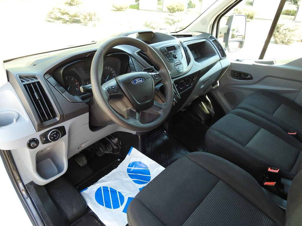 Ford TRANSIT PRITSCHE DOPPELKABINE DOKA 7 SITZE - Furgoneta caja abierta, Furgoneta combi: foto 2 Ford TRANSIT PRITSCHE DOPPELKABINE DOKA 7 SITZE - Furgoneta caja abierta, Furgoneta combi: foto 2