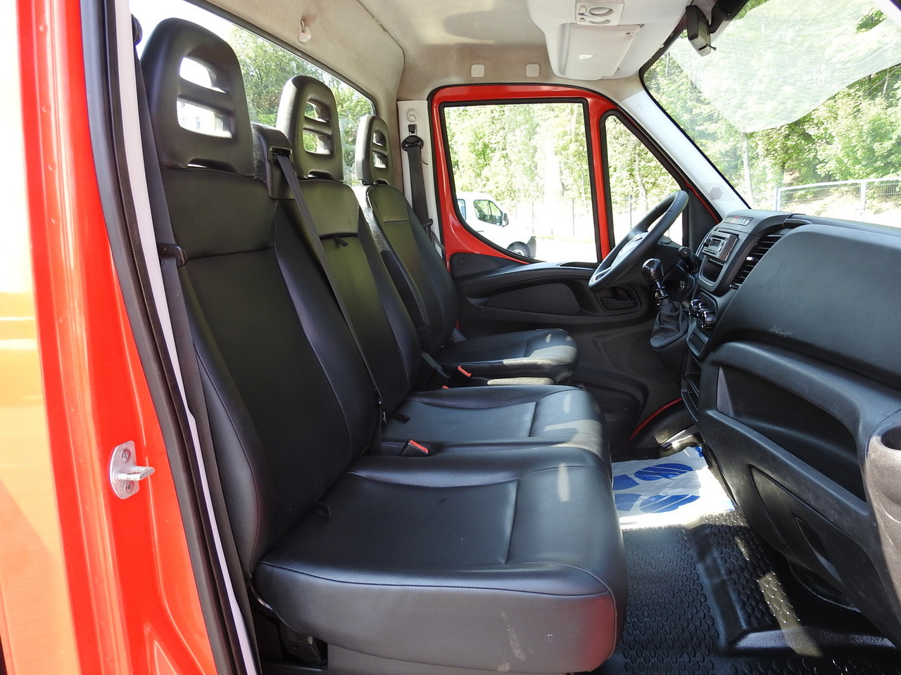 Furgoneta basculante IVECO DAILY 35C13 TIPPER CRUISE CONTROL AIR CONDITIONING TWIN WHEELS 130HP: foto 40 Furgoneta basculante IVECO DAILY 35C13 TIPPER CRUISE CONTROL AIR CONDITIONING TWIN WHEELS 130HP: foto 40