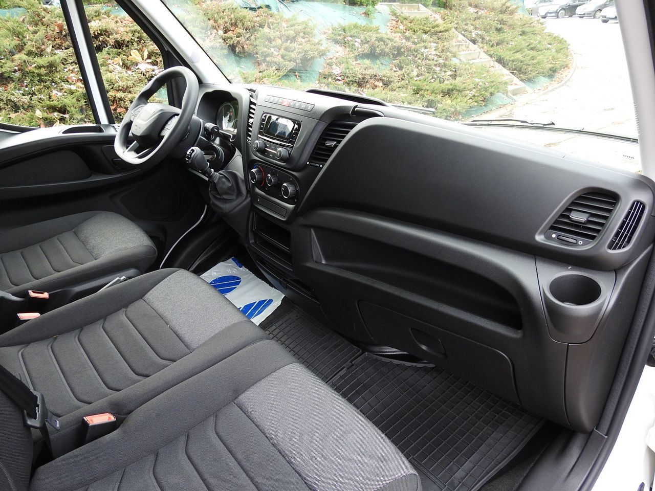 Leasing para IVECO DAILY 35S16 NEW TARPAULIN LIFT 8 PALLETS CRUISE CONTROL AIR CONDITIONING  160HP IVECO DAILY 35S16 NEW TARPAULIN LIFT 8 PALLETS CRUISE CONTROL AIR CONDITIONING  160HP: foto 47