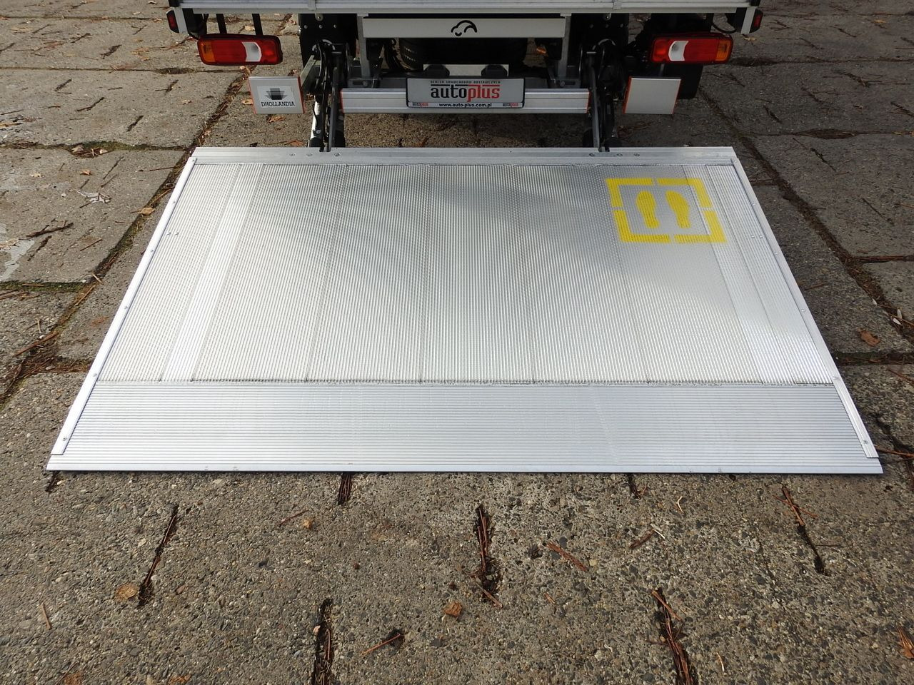 Leasing para IVECO DAILY 35S16 NEW TARPAULIN LIFT 8 PALLETS CRUISE CONTROL AIR CONDITIONING  160HP IVECO DAILY 35S16 NEW TARPAULIN LIFT 8 PALLETS CRUISE CONTROL AIR CONDITIONING  160HP: foto 14