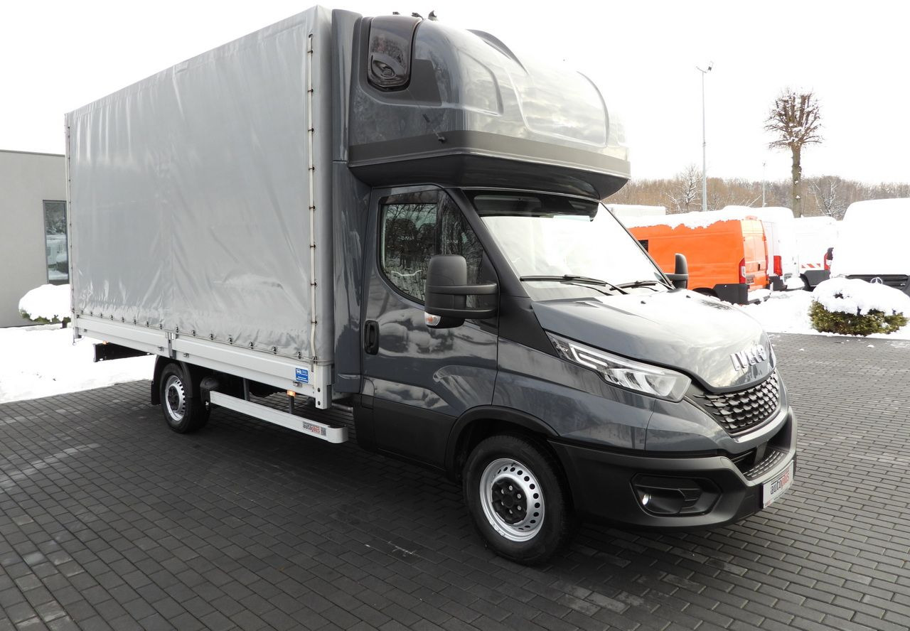 IVECO DAILY 35S18 TARPAULIN 10 PALLETS WEBASTO CRUISE CONTROL LED LIGHTS PNEUMATICS AIR CONDITIONING 180HP - Furgoneta con lona: foto 4 IVECO DAILY 35S18 TARPAULIN 10 PALLETS WEBASTO CRUISE CONTROL LED LIGHTS PNEUMATICS AIR CONDITIONING 180HP - Furgoneta con lona: foto 4