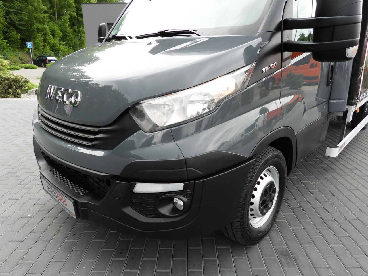 Furgoneta con lona IVECO DAILY 35S18 TARPAULIN 10 PALLETS WEBASTO CRUISE CONTROL PNEUMATICS AUTOMATIC TRANSMISSION HI-MATIC AIR CONDITIONING  180HP: foto 20