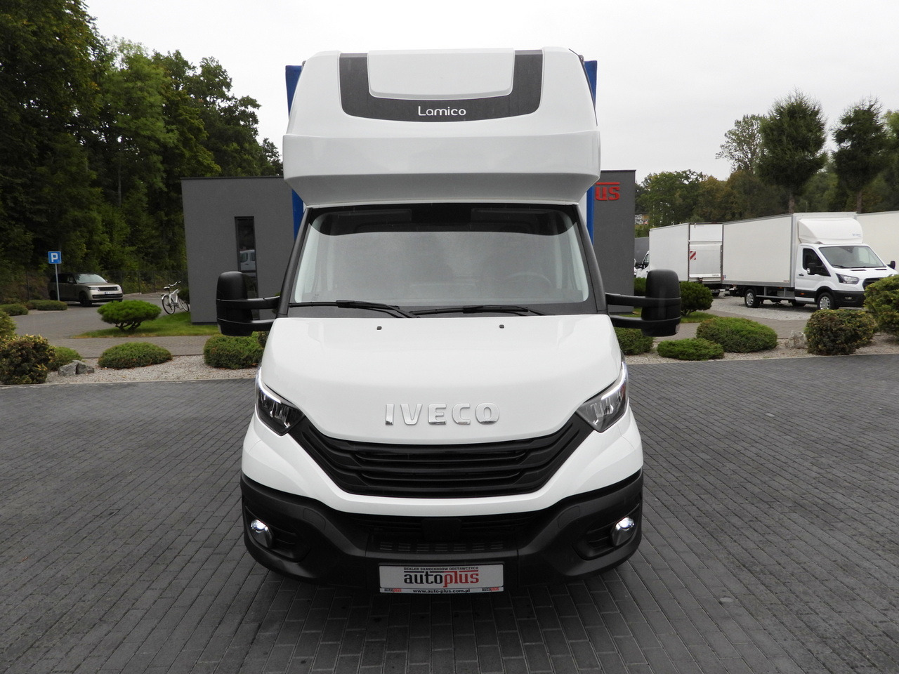 IVECO DAILY 35S18 TARPAULIN LIFT 8 PALLETS WEBASTO CRUISE CONTROL LED LIGHTS AIR CONDITIONING 180HP - Furgoneta con lona: foto 5 IVECO DAILY 35S18 TARPAULIN LIFT 8 PALLETS WEBASTO CRUISE CONTROL LED LIGHTS AIR CONDITIONING 180HP - Furgoneta con lona: foto 5