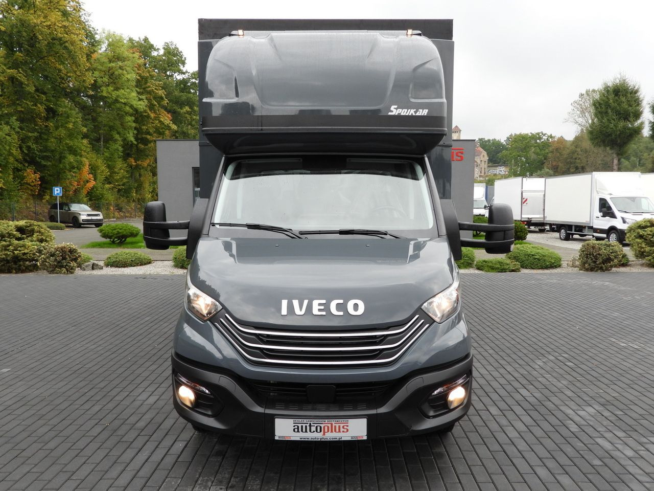 IVECO DAILY 50C18 TARPAULIN 14 PALLETS WEBASTO CRUISE CONTROL PNEUMATICS TWIN WHEELS AIR CONDITIONING 180HP - Furgoneta con lona: foto 5 IVECO DAILY 50C18 TARPAULIN 14 PALLETS WEBASTO CRUISE CONTROL PNEUMATICS TWIN WHEELS AIR CONDITIONING 180HP - Furgoneta con lona: foto 5