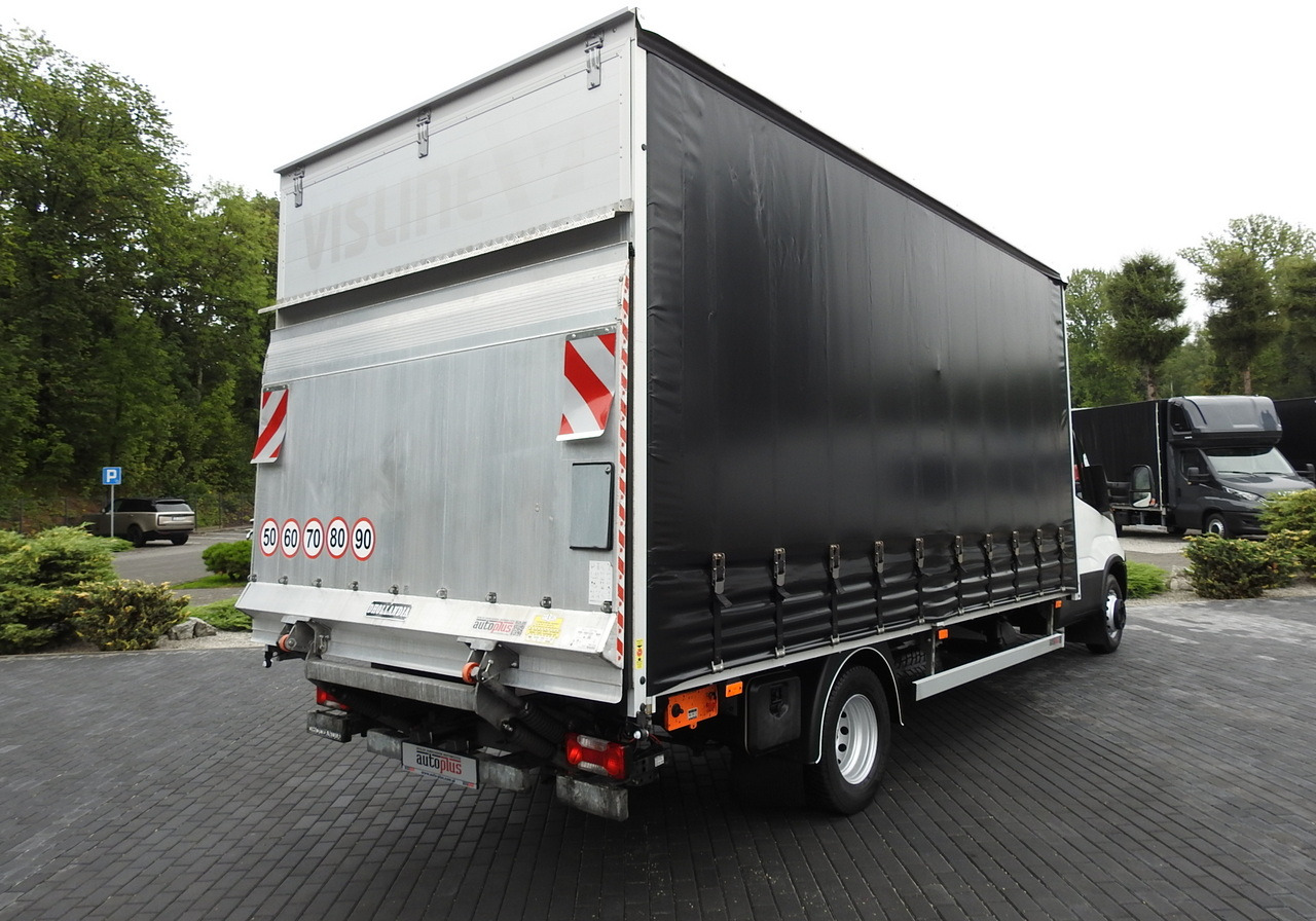 IVECO DAILY 70C18 TARPAULIN LIFT 12 PALLETS WEBASTO CRUISE CONTROL TWIN WHEELS AIR CONDITIONING 180HP - Camión lona: foto 3 IVECO DAILY 70C18 TARPAULIN LIFT 12 PALLETS WEBASTO CRUISE CONTROL TWIN WHEELS AIR CONDITIONING 180HP - Camión lona: foto 3