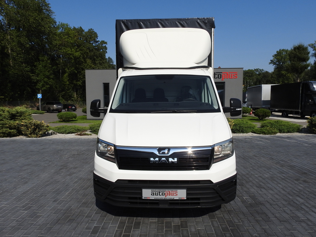 MAN TGE TARPAULIN 10 PALLETS AIR CONDITIONING 180HP - Furgoneta con lona: foto 5 MAN TGE TARPAULIN 10 PALLETS AIR CONDITIONING 180HP - Furgoneta con lona: foto 5