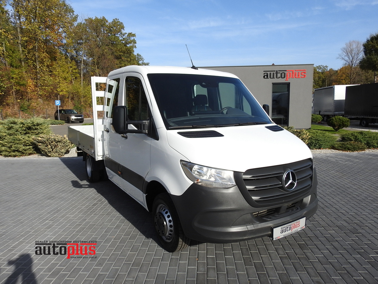MERCEDES SPRINTER 516 STAKE BODY DOUBLE CABIN DOKA 6 SEATS CRUISE CONTROL AIR CONDITIONING TWIN WHEELS  160HP - Furgoneta combi: foto 1 MERCEDES SPRINTER 516 STAKE BODY DOUBLE CABIN DOKA 6 SEATS CRUISE CONTROL AIR CONDITIONING TWIN WHEELS  160HP - Furgoneta combi: foto 1