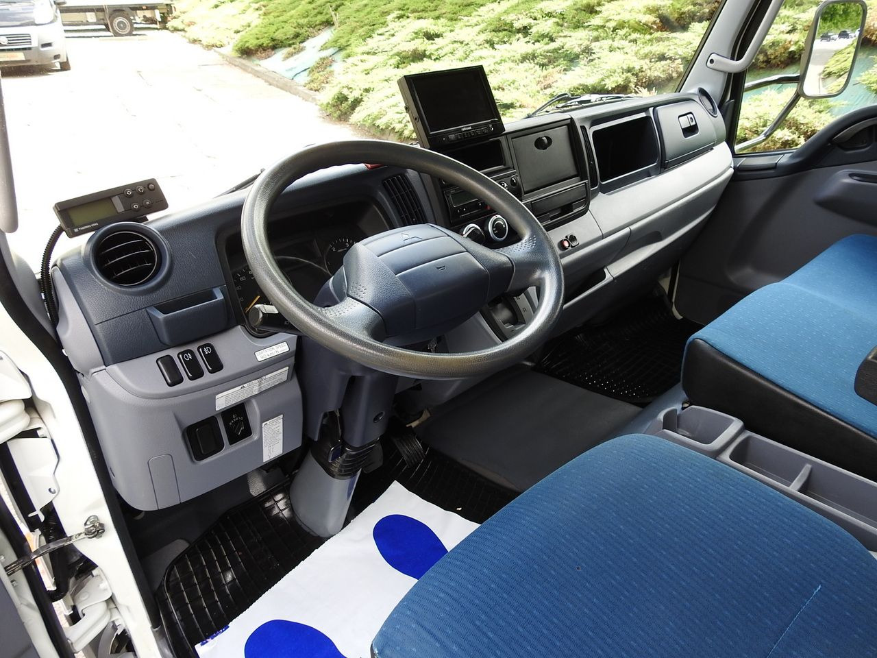 MITSUBISHI CANTER FUSO 7C15 REGRIGERATOR BOX -4*C LIFT POWER SUPPLY 230V AIR CONDITIONING AUTOMATIC TRANSMISSION 150HP - Camión frigorífico: foto 2 MITSUBISHI CANTER FUSO 7C15 REGRIGERATOR BOX -4*C LIFT POWER SUPPLY 230V AIR CONDITIONING AUTOMATIC TRANSMISSION 150HP - Camión frigorífico: foto 2