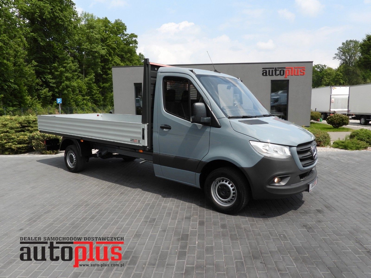 Mercedes-Benz SPRINTER 315 PRITSCHE 8 PALETTEN TEMPOMAT - Furgoneta caja abierta: foto 1 Mercedes-Benz SPRINTER 315 PRITSCHE 8 PALETTEN TEMPOMAT - Furgoneta caja abierta: foto 1
